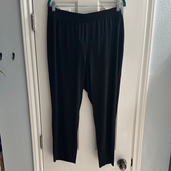 Chico's Travel Set Black V-Neck Blouse with Wide Leg Pull On Pants Women’s L/XL - Picture 3 of 7